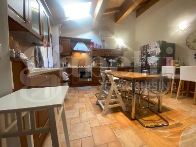 Foto Appartamento in Via Campaiaio 19, Alto Reno Terme di 139 m² in vendita