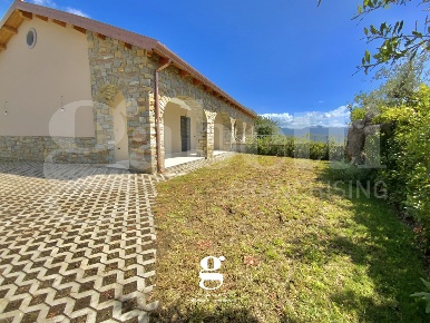Foto Villa bifamiliare in Via Santa Lucia SNC, Casal Velino di 100 m²