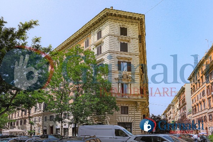 Foto Appartamento in Via federico cesi 30, Roma di 204 m² con 5 locali
