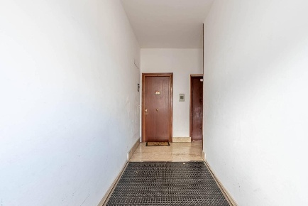 Foto Appartamento in VIA casalini 107, Palermo di 115 m² con 4 locali
