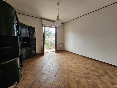 Foto Appartamento in Capolona - Via Francesco Petrarca, Capolona di 104 m²