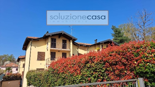 Foto Appartamento in VIA ADIGE 18, Albizzate di 110 m² con 3 locali