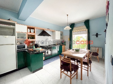 Foto Appartamento in Via Pace Giammoro 114, Pace del Mela di 131 m²