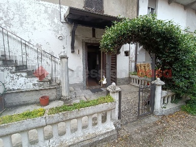 Foto Appartamento in Via Roma 1, Arconate di 130 m² con 3 locali in vendita