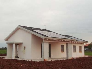 Foto Villa singola a Gaiarine di 140 m² con 6 locali in vendita