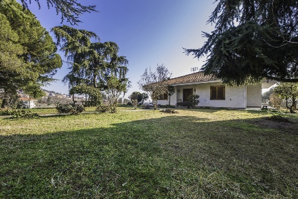 Foto Villa bifamiliare in Via val della torre 0, Givoletto in vendita