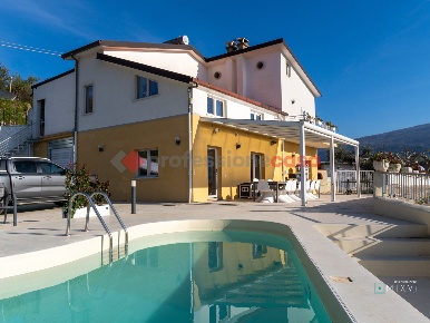 Foto Villa unifamiliare in Via Sigliaturi 0, Albanella di 220 m² in vendita