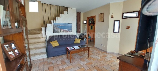 Foto Appartamento in Via Castelnuovo Scalo Stazione 1, Asciano di 107 m²