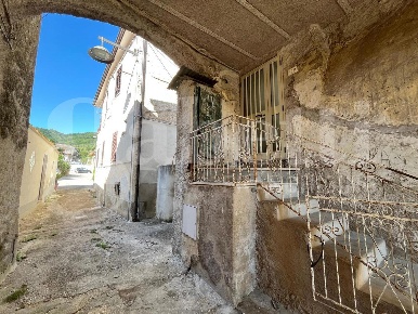 Foto Appartamento in Via Isonzo 20, Alvignano di 50 m² con 1 locali