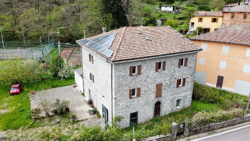 Foto Appartamento in Via Marconi 12, Alto Reno Terme di 290 m² in vendita