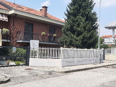 Foto Villa a schiera in Via Giacomo Matteotti 27, Candiolo di 160 m²