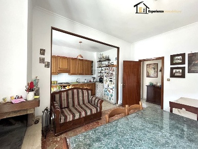 Foto Appartamento in Via Goffredo Mameli, Poggio Mirteto di 90 m²