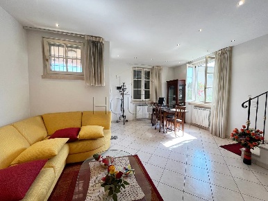 Foto Appartamento in Viale Andromeda, Civitella in Val di Chiana di 200 m²