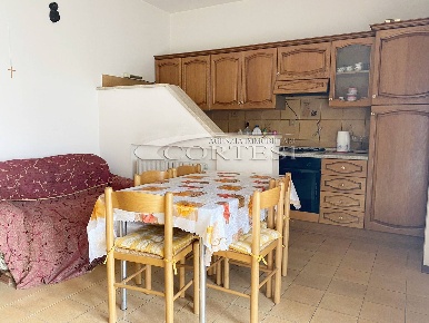 Foto Appartamento a Terre Roveresche di 115 m² con 7 locali in vendita