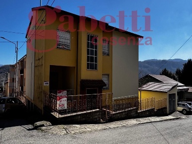 Foto Appartamento in Via CAROLEI Via A. Gramsci 0, Carolei di 370 m²