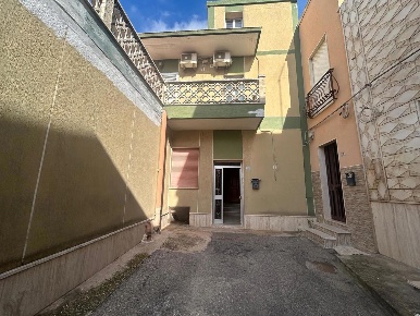 Foto Appartamento in Via DANTE 70, Faggiano di 75 m² con 3 locali