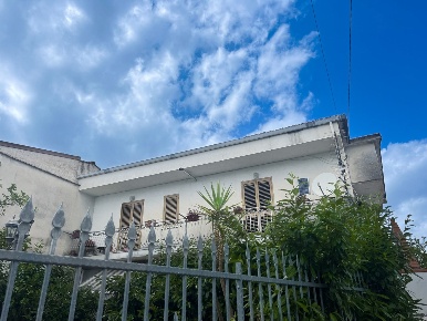 Foto Appartamento in Capolomonte, San Giovanni a Piro di 95 m² con 3 locali