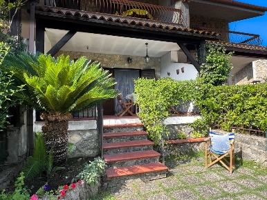 Foto Appartamento in Parco Elaion, Santa Marina di 45 m² con 3 locali
