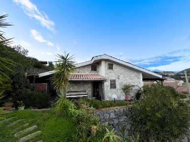 Foto Villa a schiera in Parco Elaion, Santa Marina di 101 m² con 5 locali