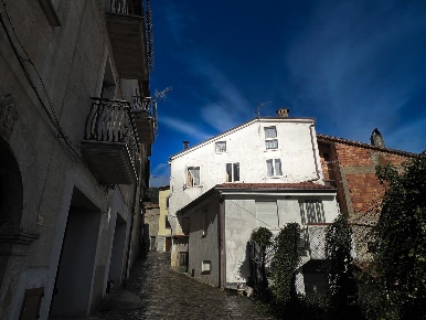 Foto Appartamento in Capolascala, San Giovanni a Piro di 95 m² con 5 locali