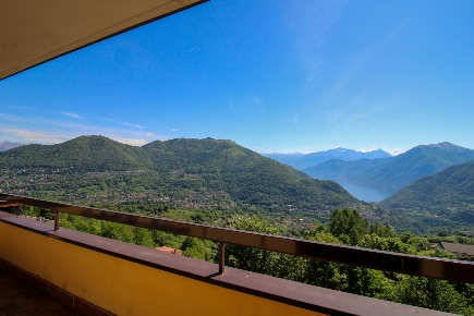 Foto Appartamento in Via Fratelli Terragni snc, Centro Valle Intelvi
