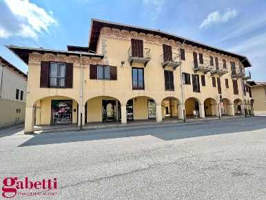 Foto Appartamento in Via San Biagio 15, Caramagna Piemonte di 120 m²