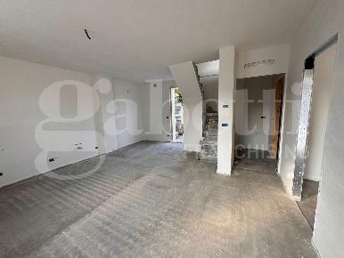 Foto Villa a schiera in Gino, Sangano di 108 m² con 5 locali in vendita