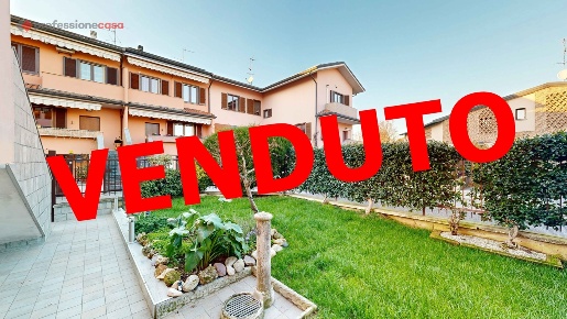 Foto Villa a schiera in Enrico Fermi, Bellinzago Lombardo di 170 m²