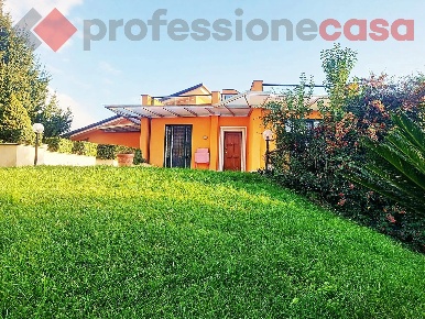 Foto Appartamento in Via MADONNA DI LORETO 33, Castrocielo di 80 m²