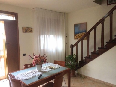 Foto Appartamento a Casole d'Elsa di 85 m² con 4 locali in vendita