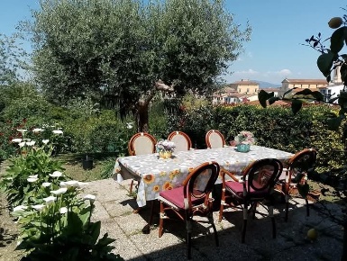 Foto Appartamento a Fauglia di 100 m² con 5 locali in vendita