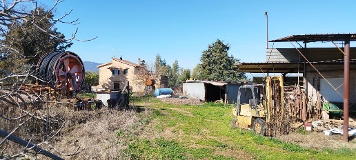 Foto Casa indipendente a Magliano in Toscana di 250 m² con 10 locali