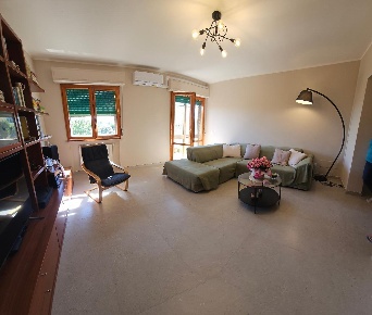 Foto Appartamento a Fauglia di 122 m² con 7 locali in vendita