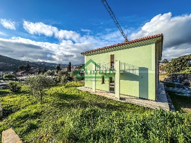 Foto Appartamento in Via Caramagna, Imperia Caramagna di 138 m² in vendita