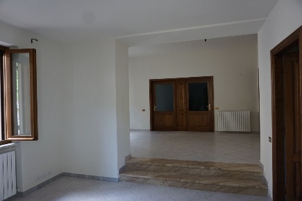 Foto Appartamento a Gallicano di 133 m² con 4 locali in vendita