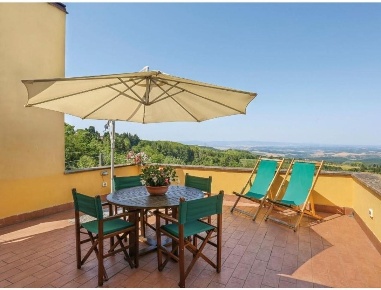 Foto Villa unifamiliare a Montaione di 200 m² con 6 locali in vendita