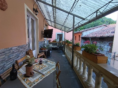 Foto Appartamento a Gallicano di 140 m² con 5 locali in vendita