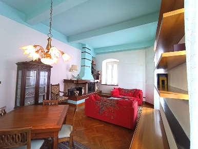 Foto Appartamento a Gallicano di 207 m² con 5 locali in vendita
