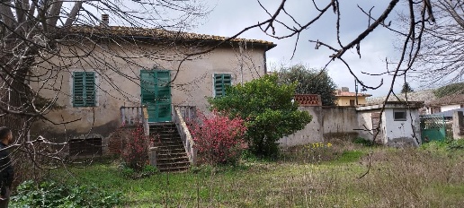 Foto Villa unifamiliare a Civitella Paganico di 350 m² con 10 locali