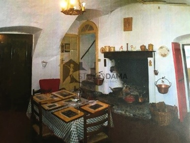 Foto Appartamento a Calvagese della Riviera di 248 m² con 6 locali