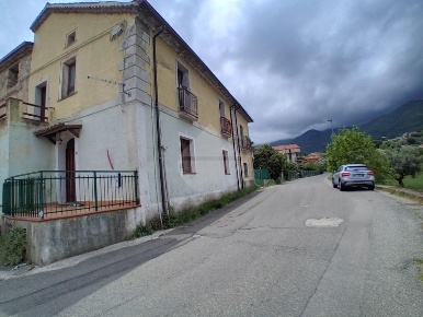 Foto Appartamento in Via Pantusa, Marano Principato di 137 m² con 4 locali