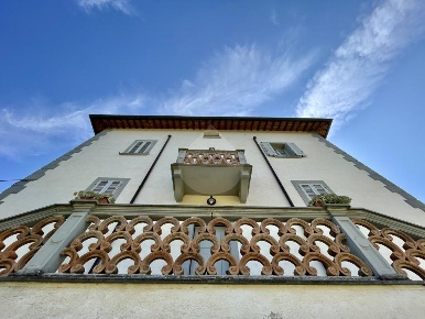 Foto Villa unifamiliare in Via del Roccolo, Collazzone di 340 m² in vendita