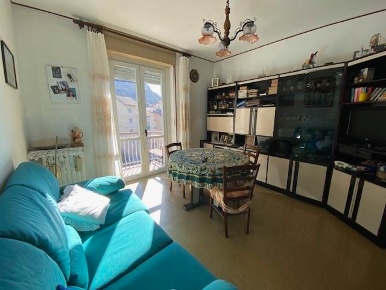 Foto Appartamento in Via Monte Rosa  4, Pont-Saint-Martin in vendita