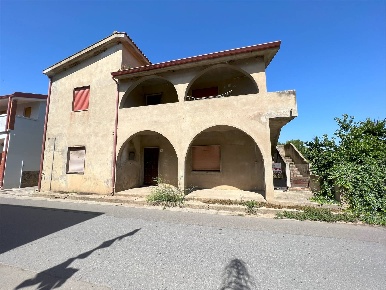 Foto Appartamento a Santadi di 150 m² con 6 locali in vendita