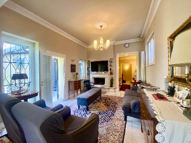 Foto Appartamento a Firenze di 125 m² con 5 locali in vendita