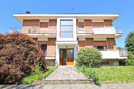 Foto Appartamento in Via Marchese Pagani 58, Rovello Porro di 76 m²