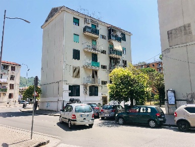 Foto Appartamento in Via Antonio Fabbricatore 1, Salerno di 70 m²