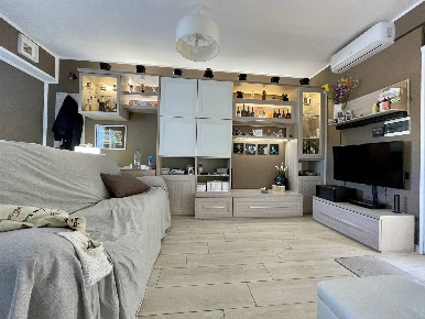 Foto Appartamento a Scarlino di 60 m² con 5 locali in vendita