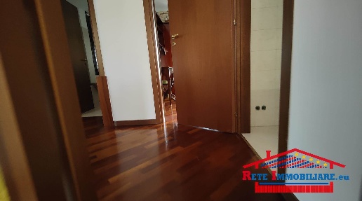 Foto Villa unifamiliare in zona Municipio, Marano Marchesato di 130 m²