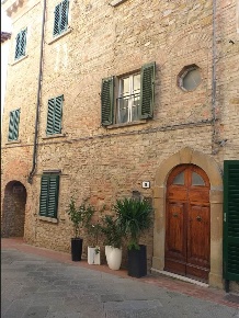 Foto Appartamento a Montaione di 60 m² con 4 locali in vendita